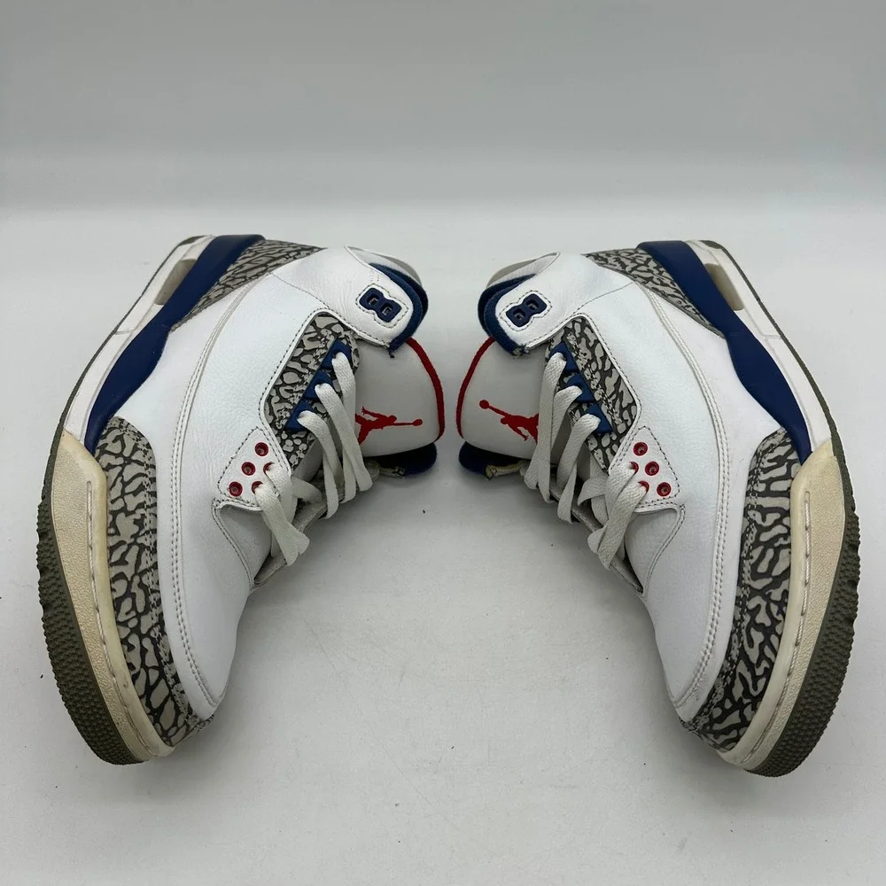 Nike 854262-106 Mens 8.5 Air Jordan 3 White Cement True Blue Retro OG Sneakers